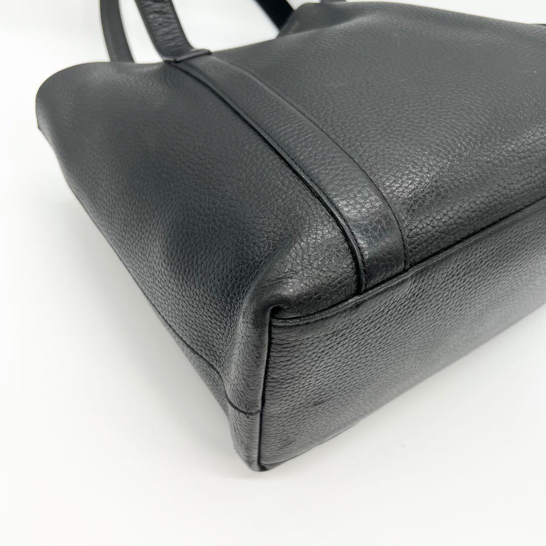 ペッレモルビダ　トートバッグ　テーラマリーナ　レザー　ブラック　A4　肩掛け