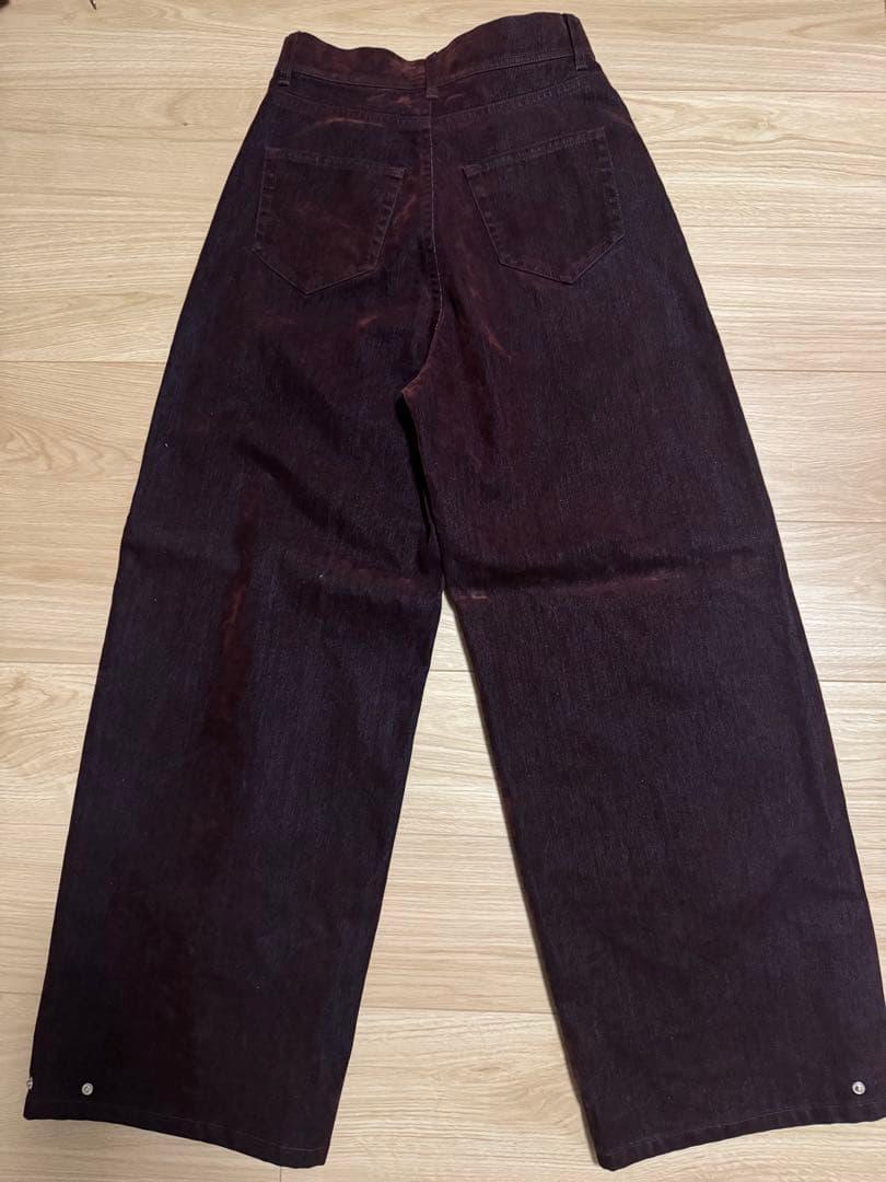 ゲリラセール⭐︎murua フロッキーバレルレッグデニム