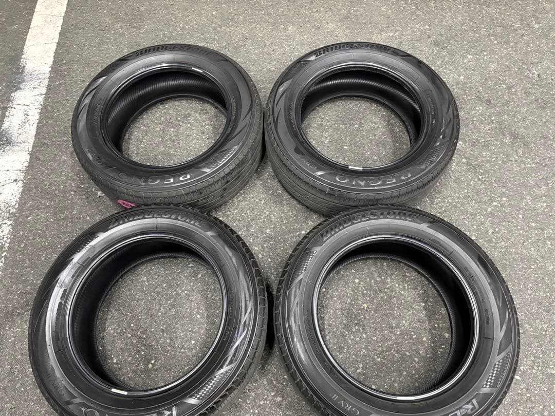 REGNO GRVII 225/60/17 99H 24年式 中古タイヤ