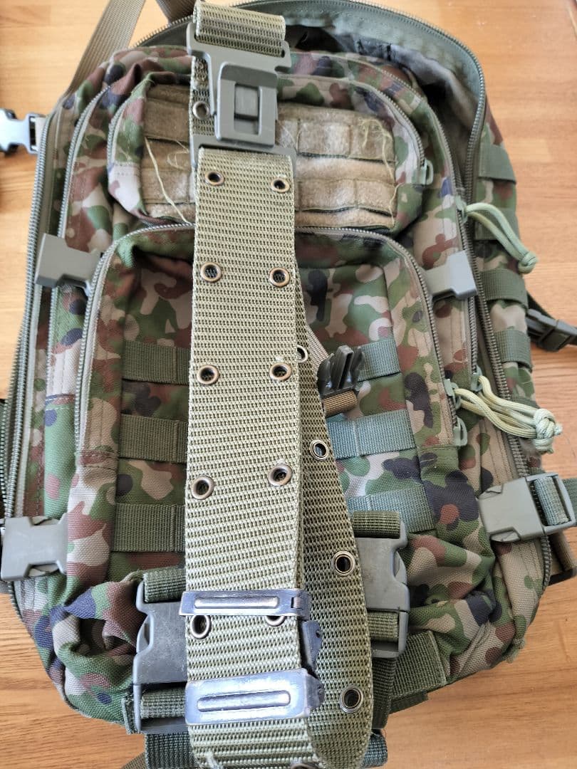 【専用】自衛隊迷彩服上下バックパック弾帯セット