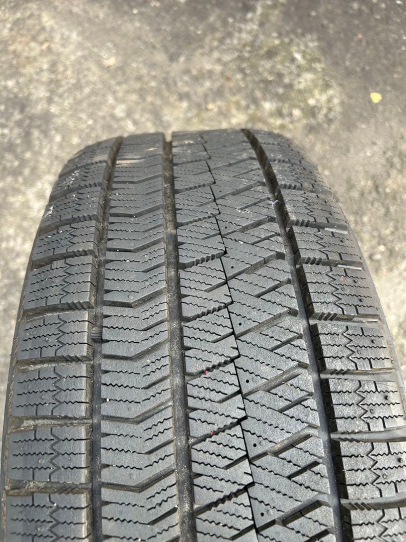 23年製　VRX2スタッドレスタイヤ 215/50R17レヴォーグ純正ホイール