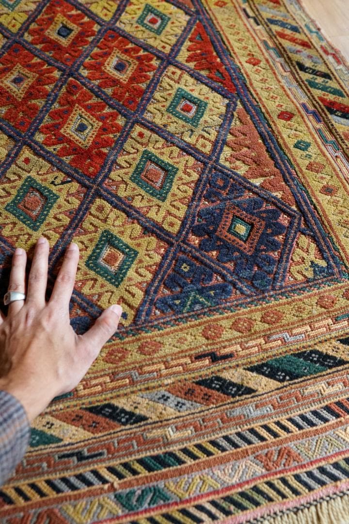 126×93cm　アフガニスタン の マシュワニ手織り キリム トライバルラグ