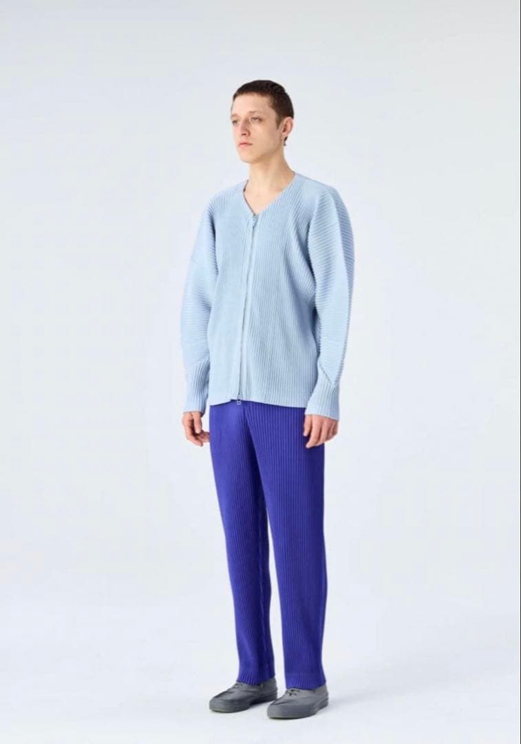 MONTHLY COLOR SEPTEMBER HOMME PLISSÉ