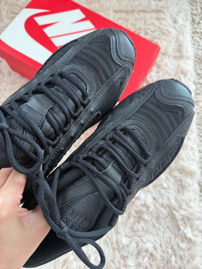 NIKEエアマックス26.0㎝　メンズスニーカー ブラック UK8 完売