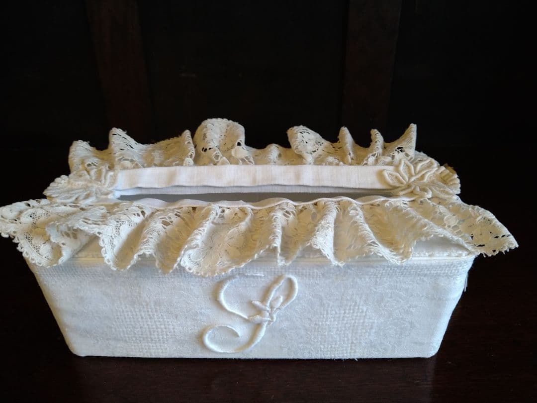 〜Sold〜★フランスアンティーク★ラッフルデザイン★ティッシュケース★