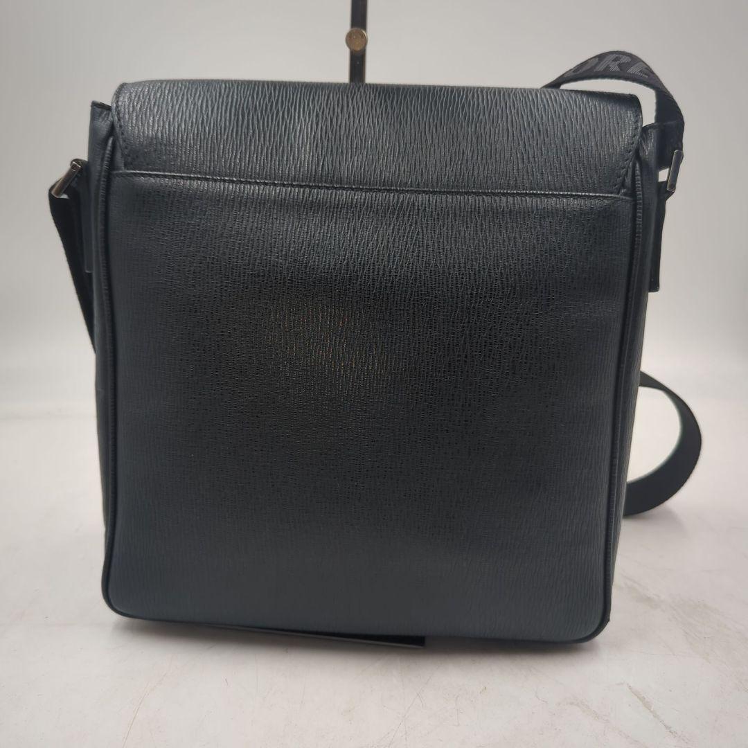 極美品 フェラガモ Ferragamo ショルダーバッグ レザー 黒