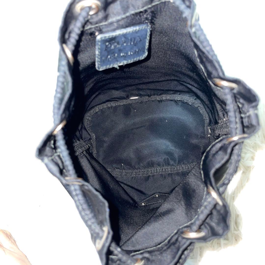 【美品】PRADA プラダ　ポーチ　巾着　ナイロン　ブラック　レディース　ミニ