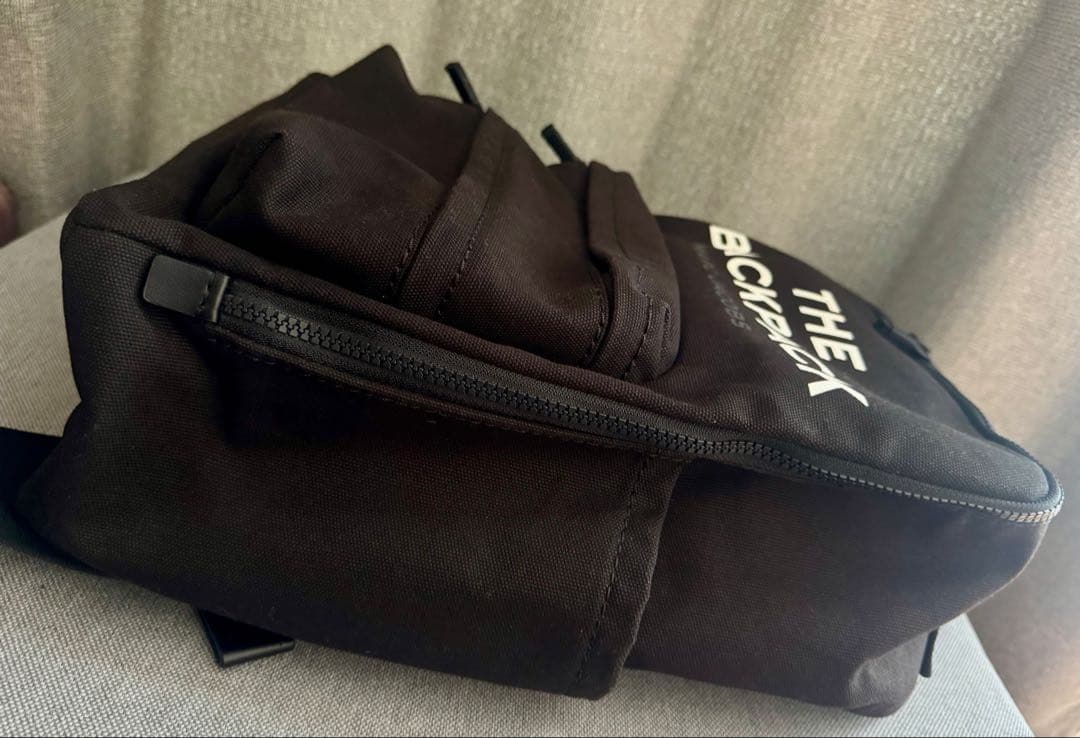 【美品】MARC JACOBS　THE BACKPACK　キャンバス　ブラック