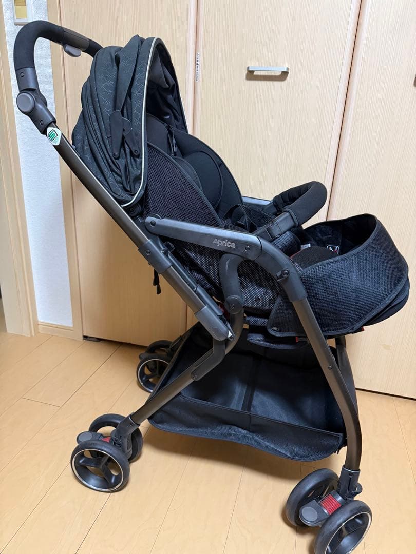 クリーニング済！アップリカ オプティアプレミアム ブラック！