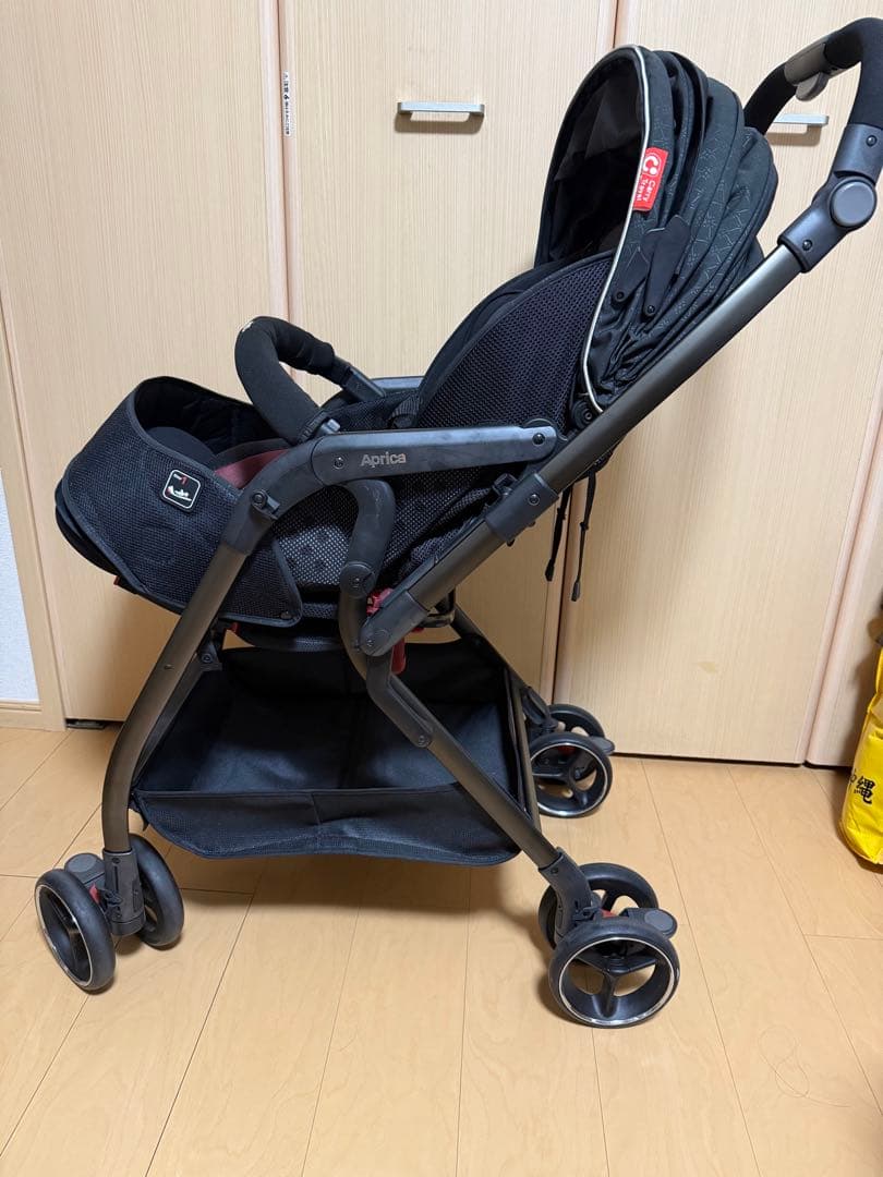 クリーニング済！アップリカ オプティアプレミアム ブラック！