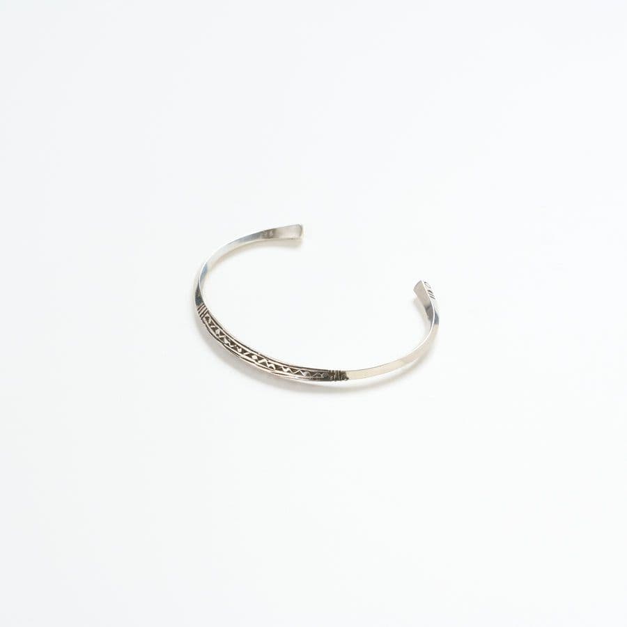 ラ*ク様 Adawat'n Tuareg　バングル　アユール Ayour　シルバ