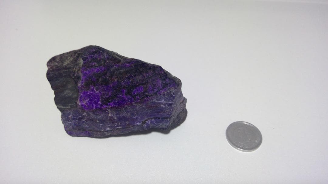 スギライト　パワーストーン原石　置物