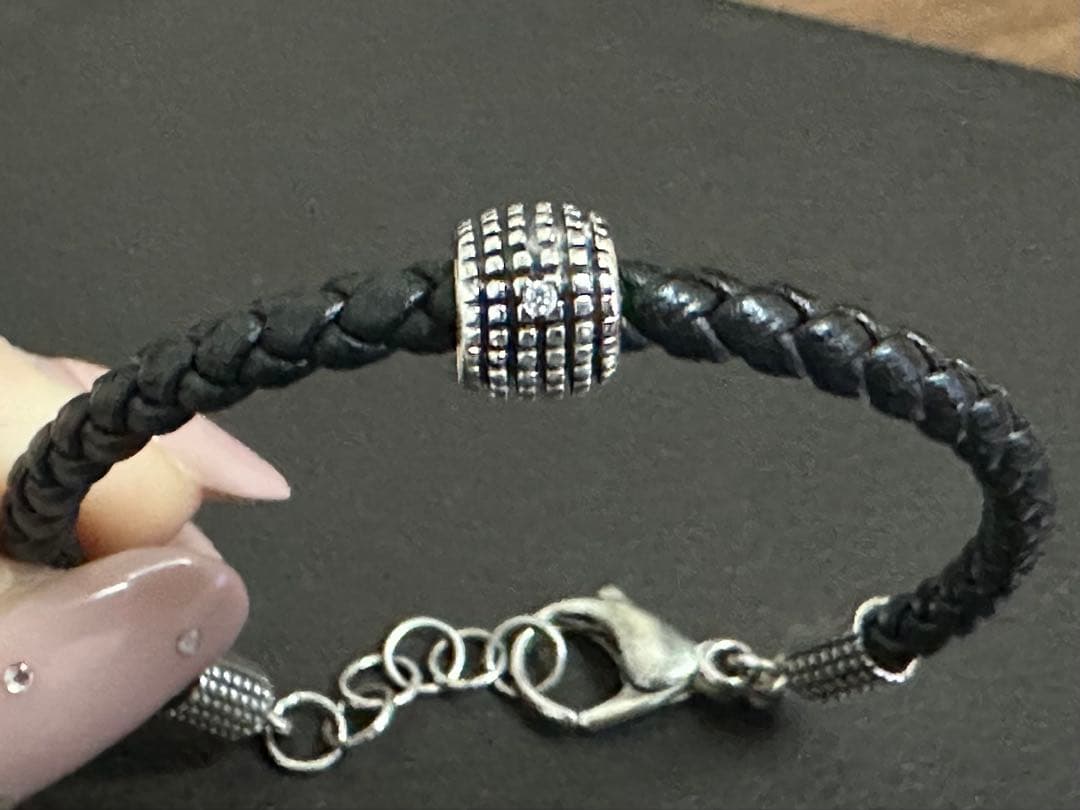 DAMIANI メトロポリタン　レザーブレスレット
