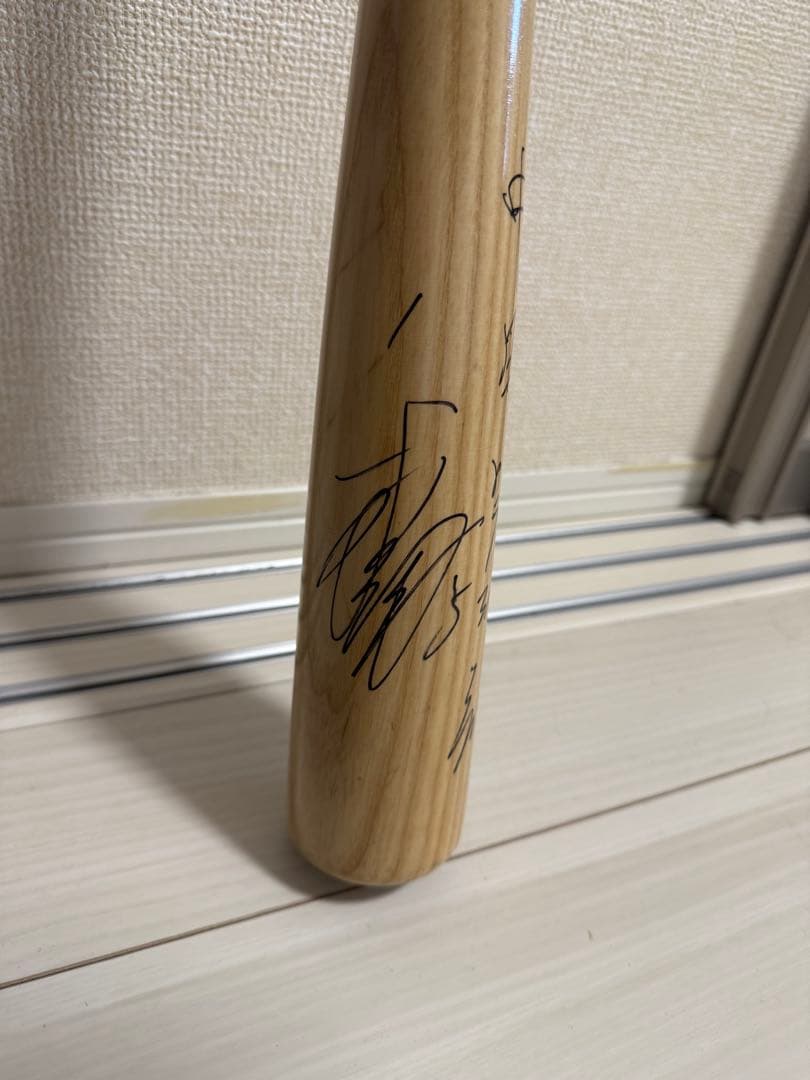 和田一浩 サイン入りバット