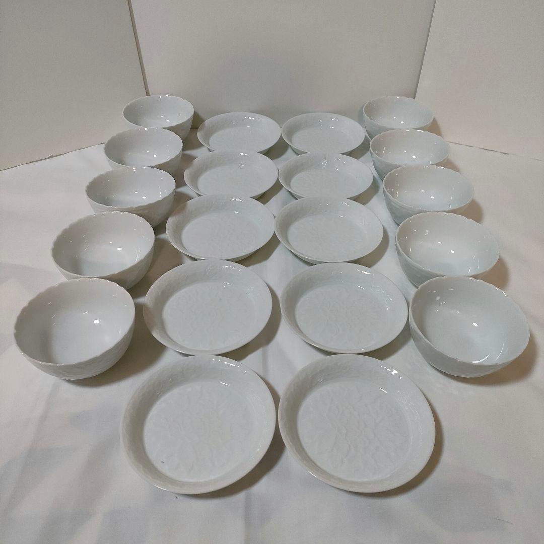 【新品】有田焼 西山窯 白磁 牡丹 皿・小鉢揃 各5客 2箱 全20個 木箱付