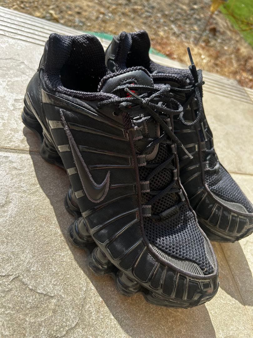Nike ショックスブラック スニーカー