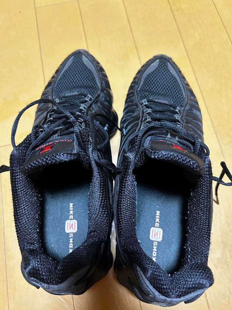 Nike ショックスブラック スニーカー