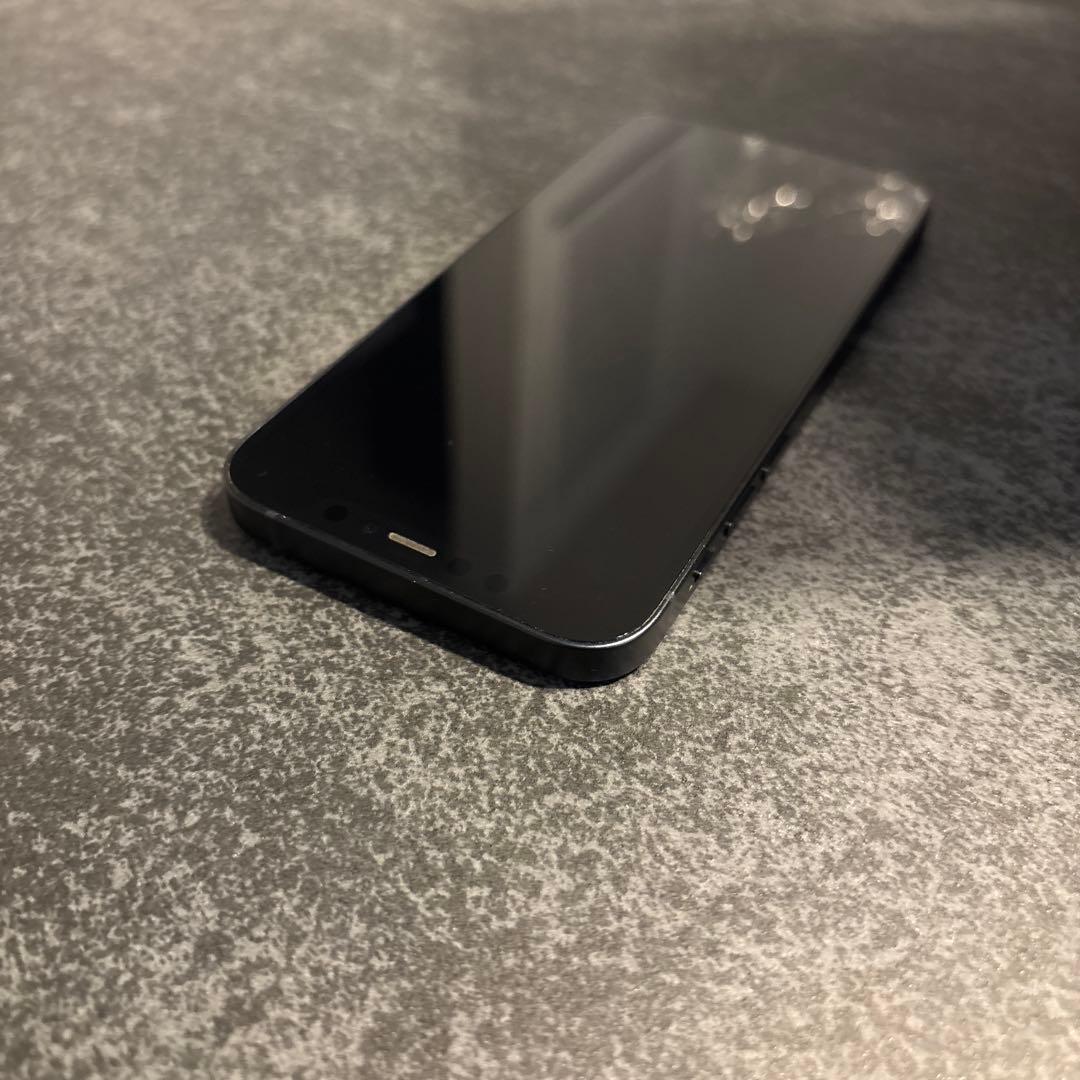 エリヤ　Apple iPhone 12 本体 64gb バッテリー86%