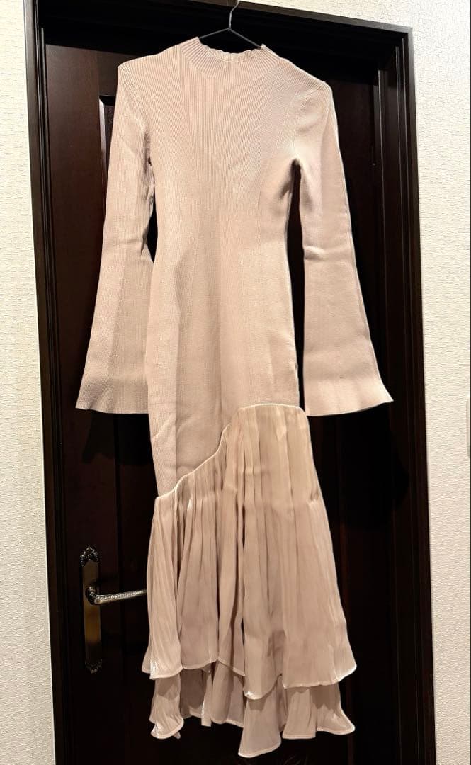 anuans ホリデー　ドッキングニットワンピース