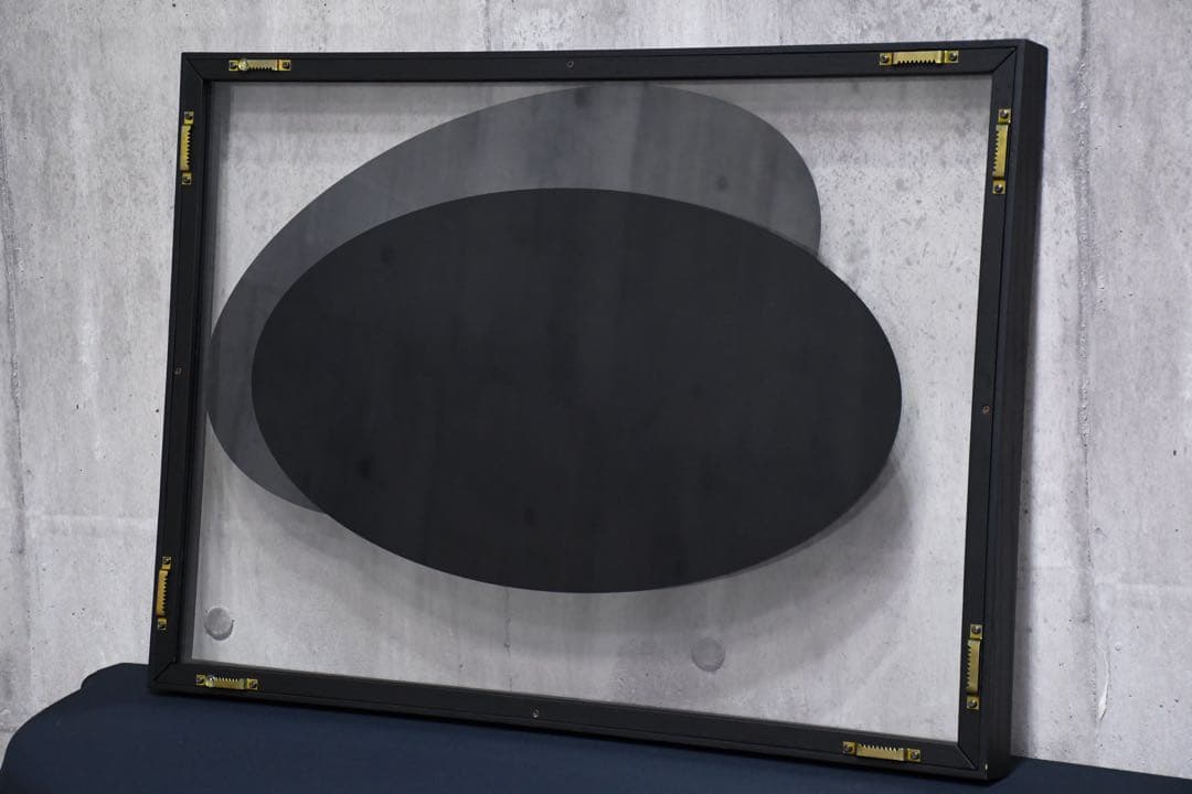 EEK132 展示品 カッシーナ デッドライン ミラー 29万 ブラックフレーム