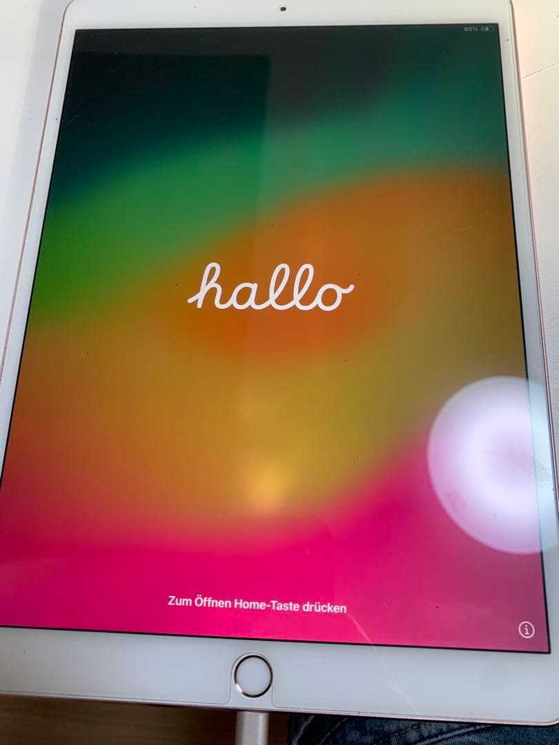 Apple iPad 10.5 64GB 2017年 ローズゴールド