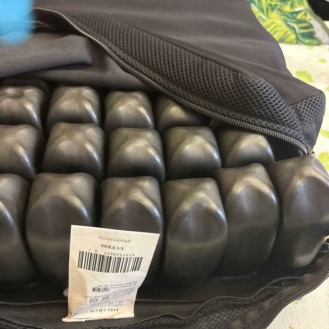 ほぼ未使用品長期保管品ROHO エアークッション