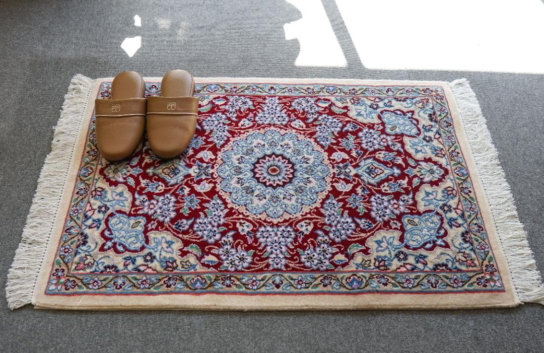 90×62cm　ペルシャ手織り絨毯