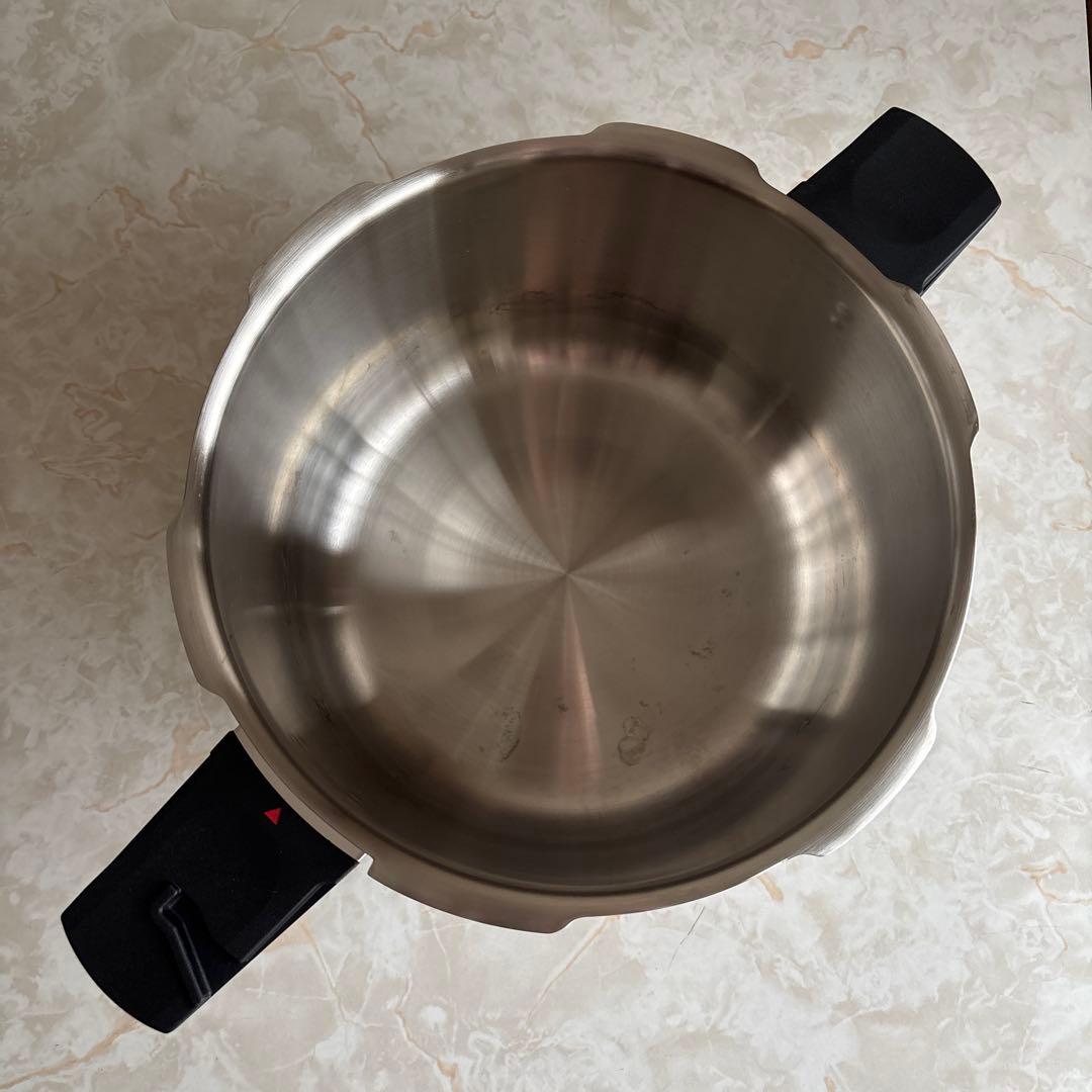 【専用蒸し器付き】 アサヒ軽金属　圧力鍋　パスカル 5.5L