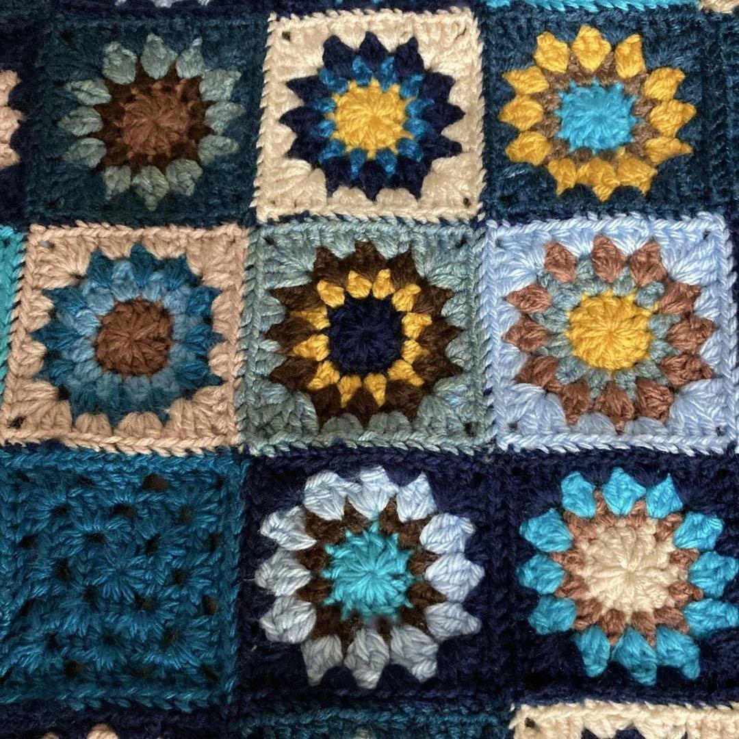 ハンドメイド♡♡モチーフ編みグラニースクエア編みブランケット♡♡♡♡