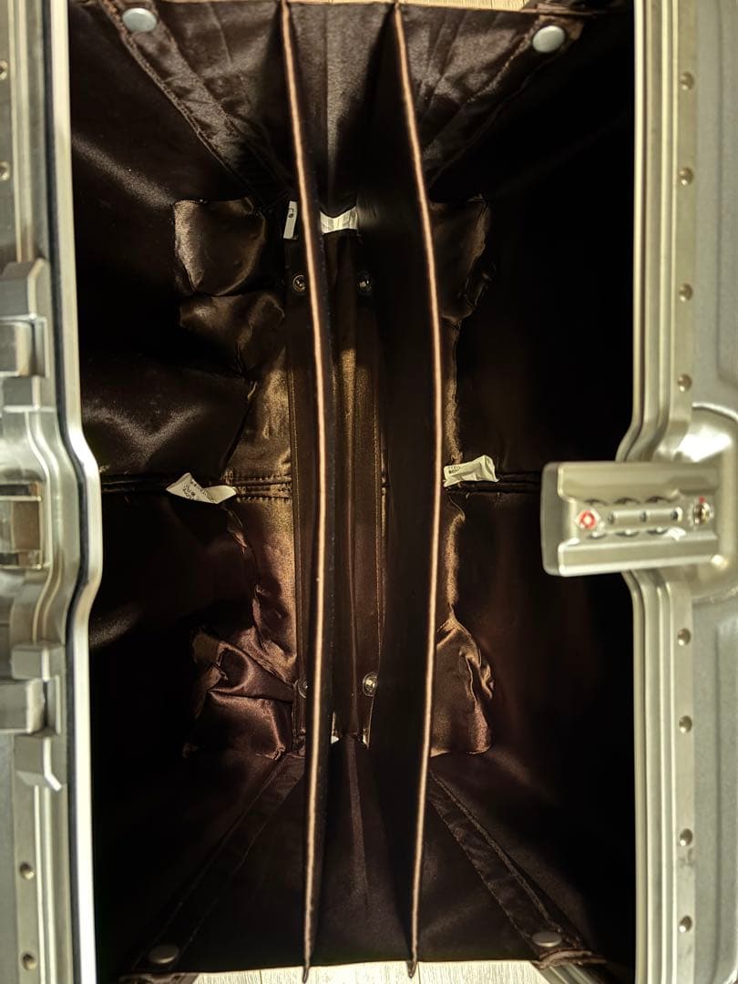 TRIDENT TRI1030 SSサイズ キャリーケース