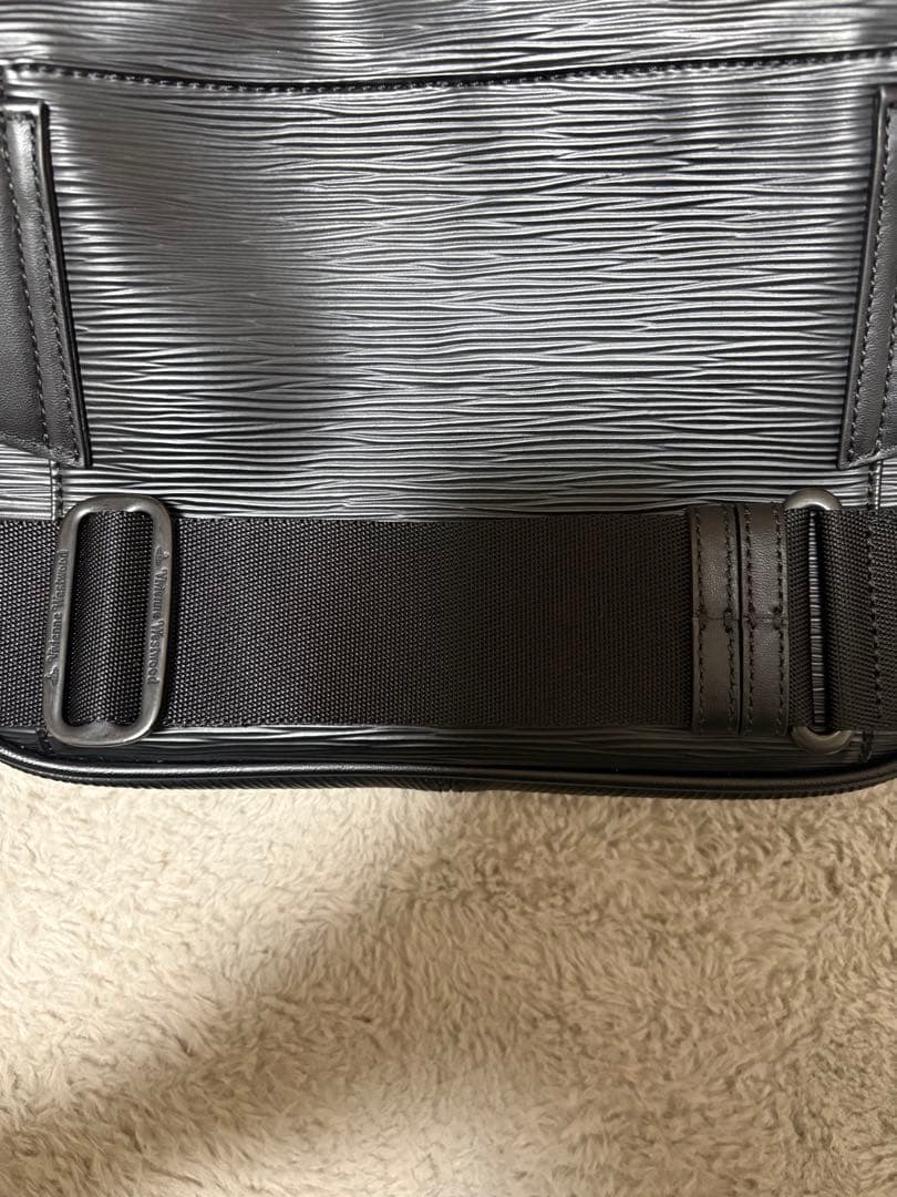 Vivienne Westwood ブラック ボディバッグ