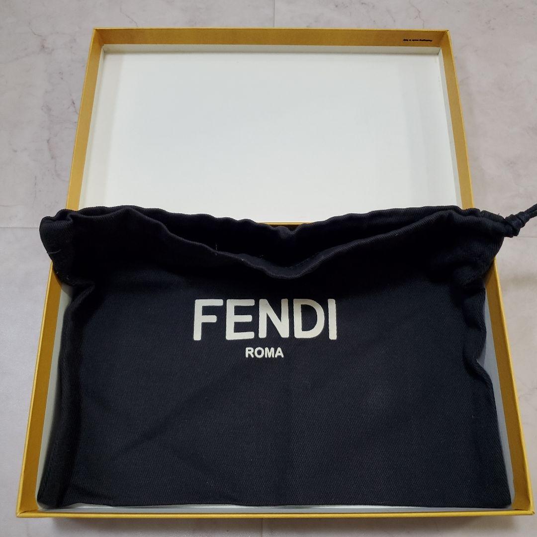 2024 FENDI 長財布 CONTINENTAL ZIP AROUND