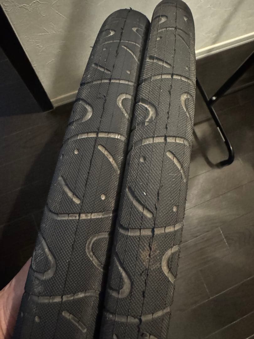 マキシス フックワーム ワイヤードタイヤ 29x2.50インチ HOOKWORM