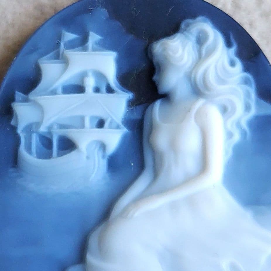 女性の思い　ストーン　カメオ　ルース