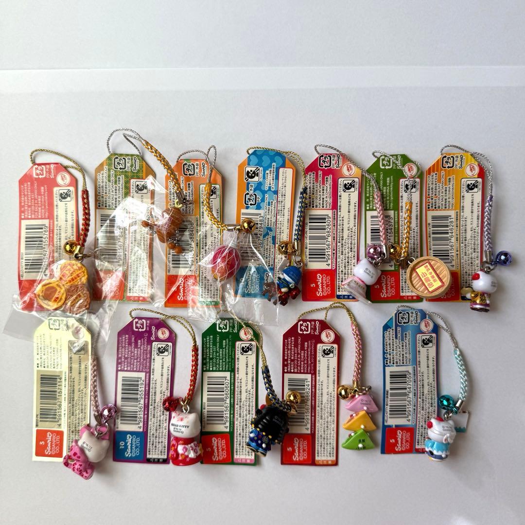 ご当地キティ　根付けストラップ　12個