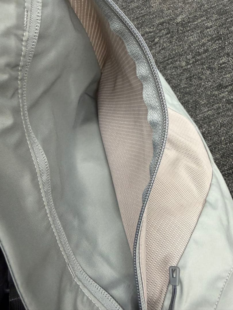 【未使用】パタゴニア　ウェーダー　SP16 0126 サイズM