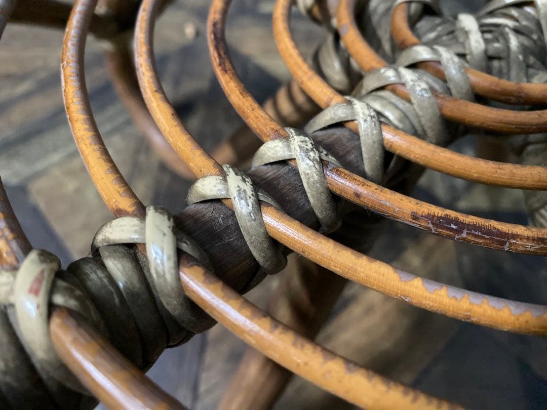 ラタン ガラステーブル 昭和レトロ 当時物 籐 インテリア アンティーク 丸