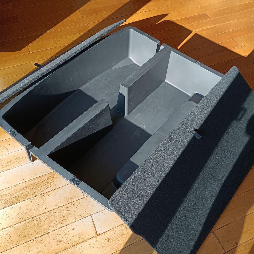 日産リーフ ZE1 純正　ラゲッジアンダーボックス　天板2枚付き