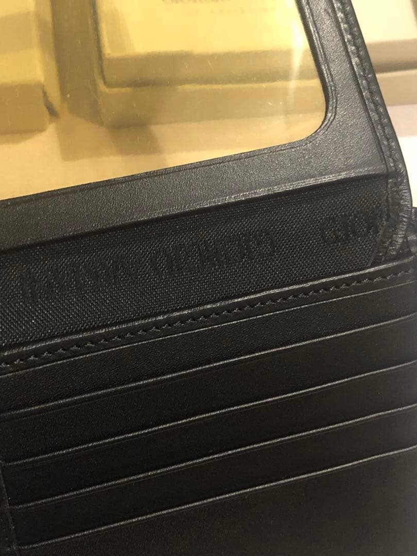 美品　Giorgio Armani 二つ折り財布 黒 箱付き