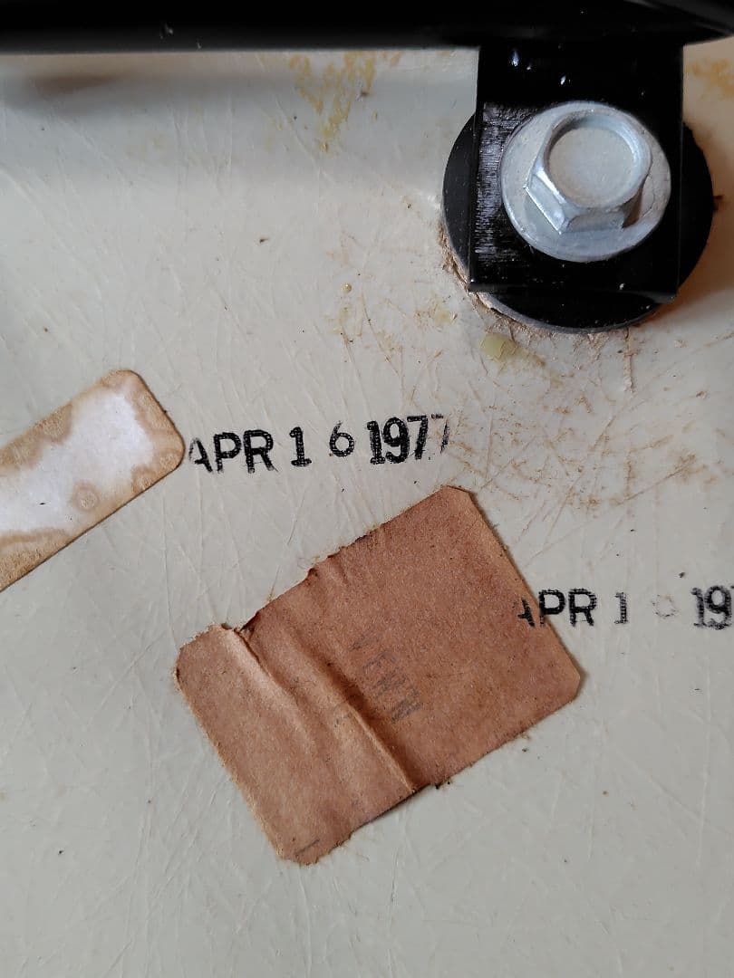 イームズ　ロッキンアームチェア　ヴィンテージ(1977年製) ※更に値下げ