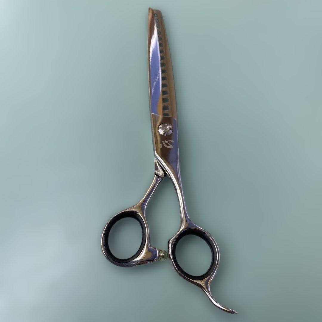 新品未使用　トリミング シザー　７インチシザー 60%カット率