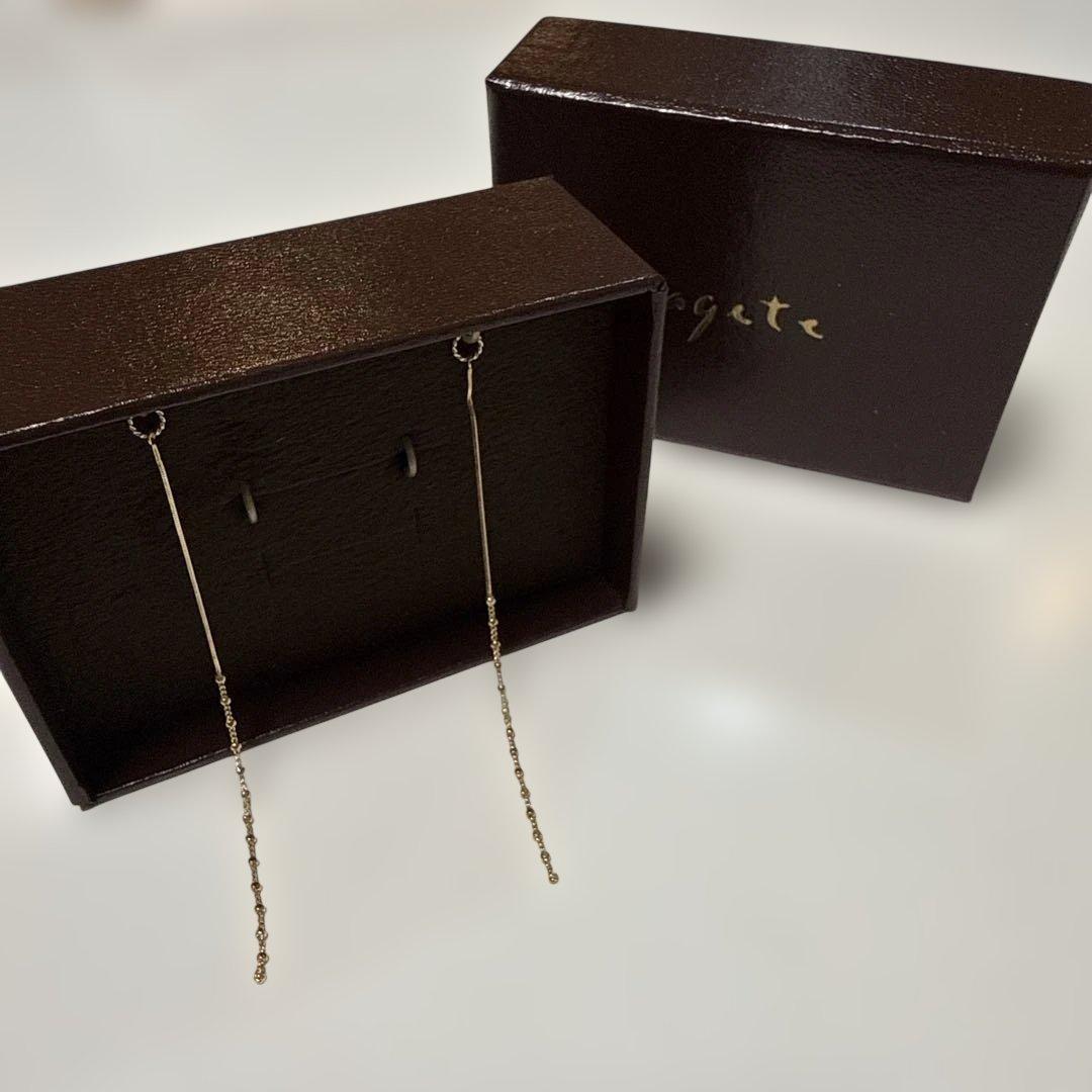 agete ゴールド ロングチェーンピアス　チェーンピアスチャーム