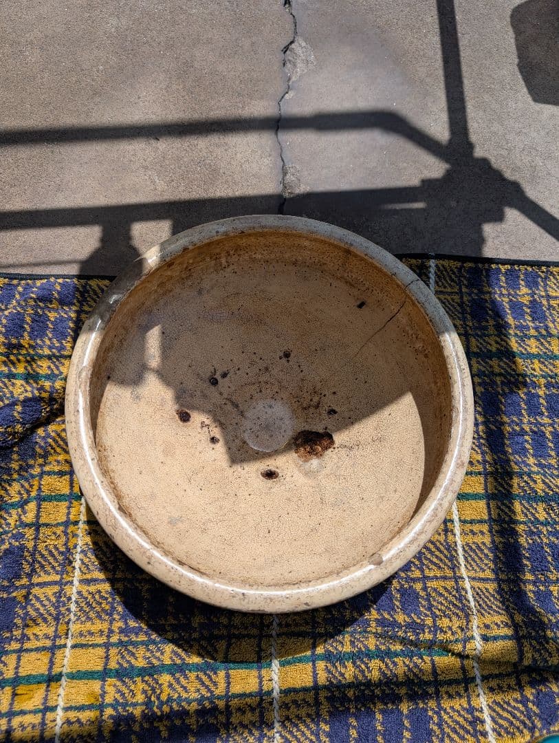 陶器製古い、 時代物片口鉢 直径約30cm