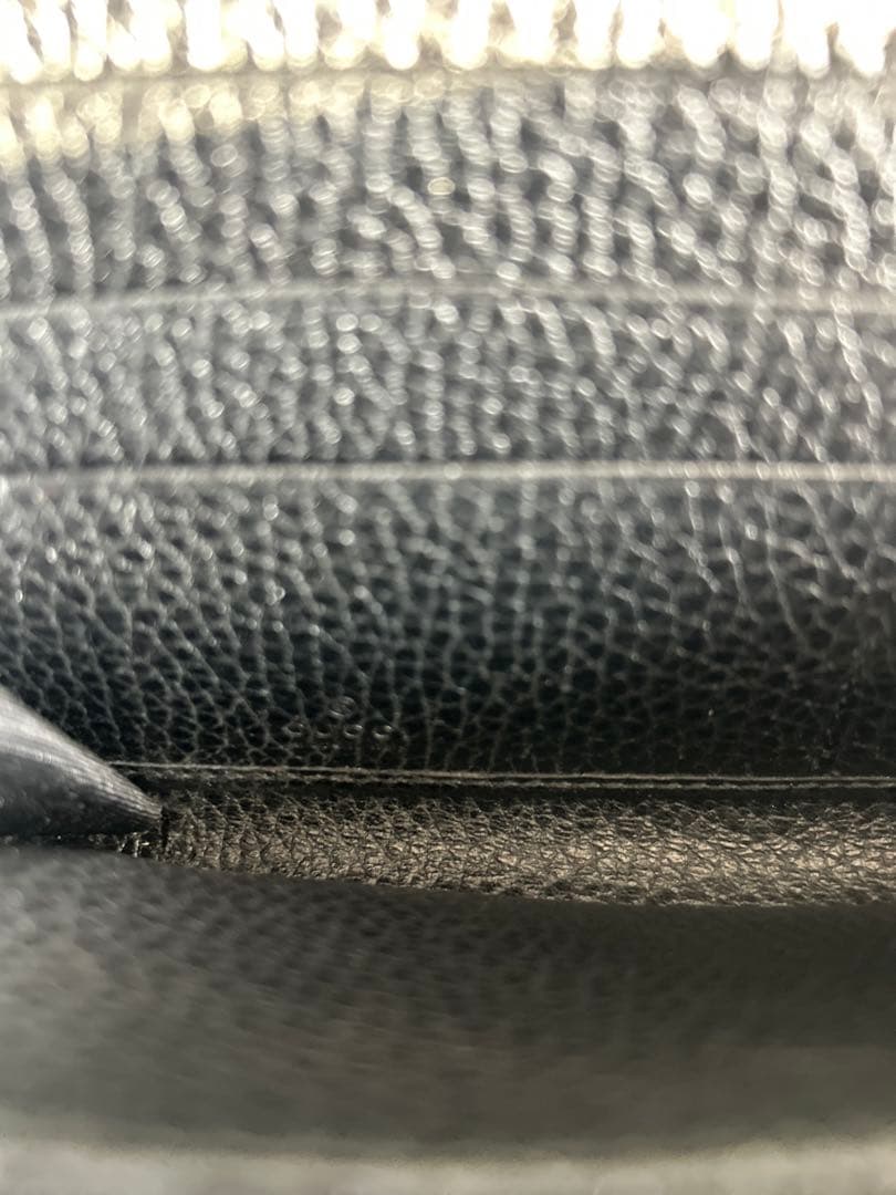 カラマ　【極美品】グッチ インターロッキング 長財布 ラウンドジップ 黒