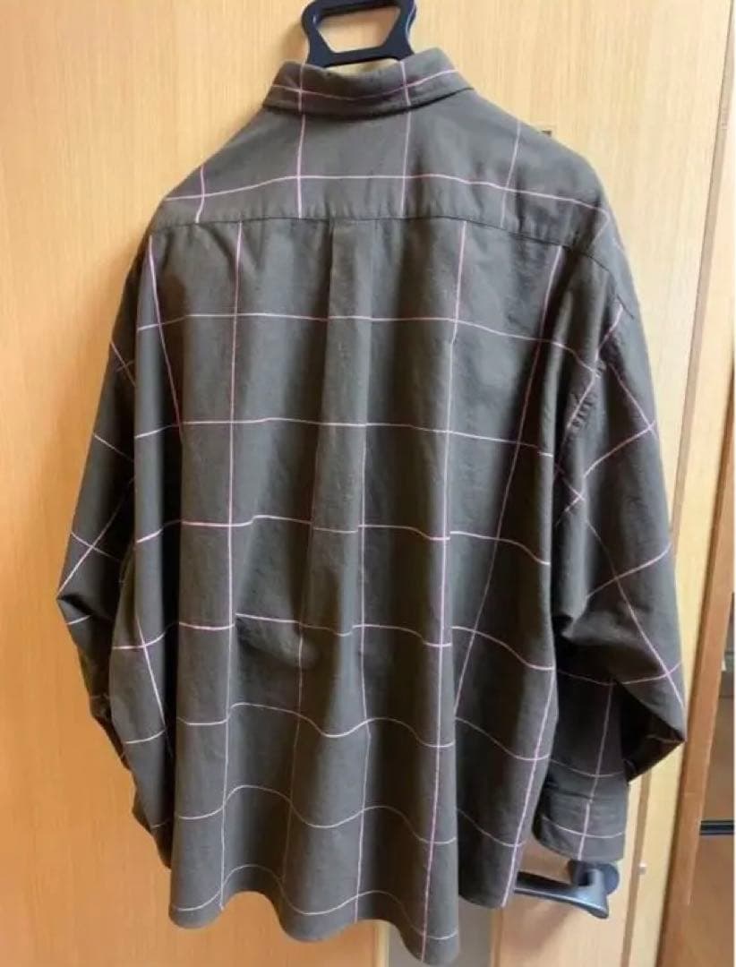 STRIPES FOR CREATIVE SFC シャツ