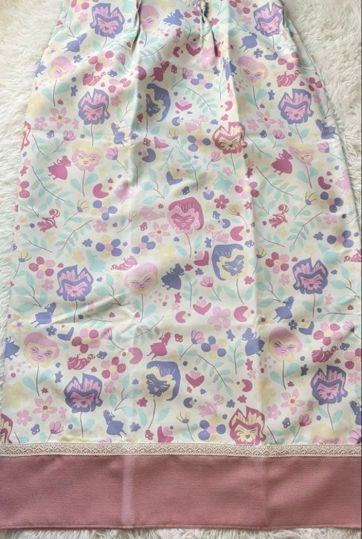 ベルメゾン　ディズニー　不思議の国のアリス　遮光カーテン　100×210㎝