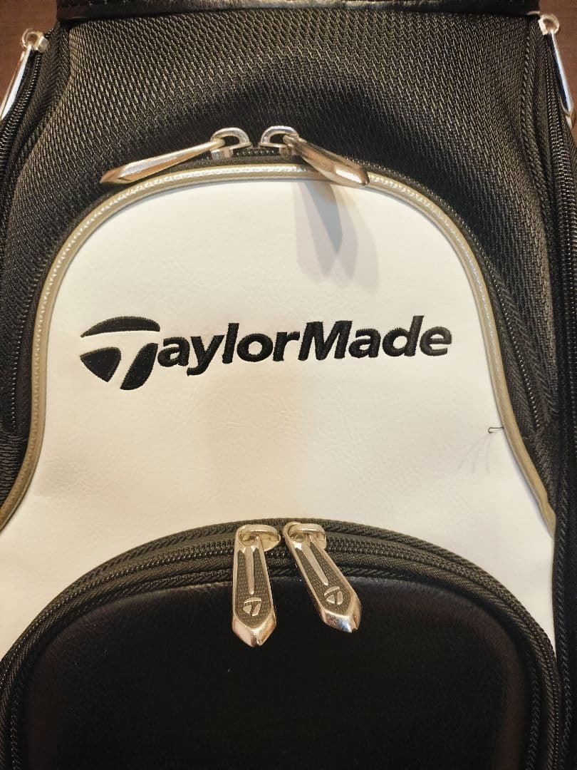美品 テーラーメイド キャディバッグ