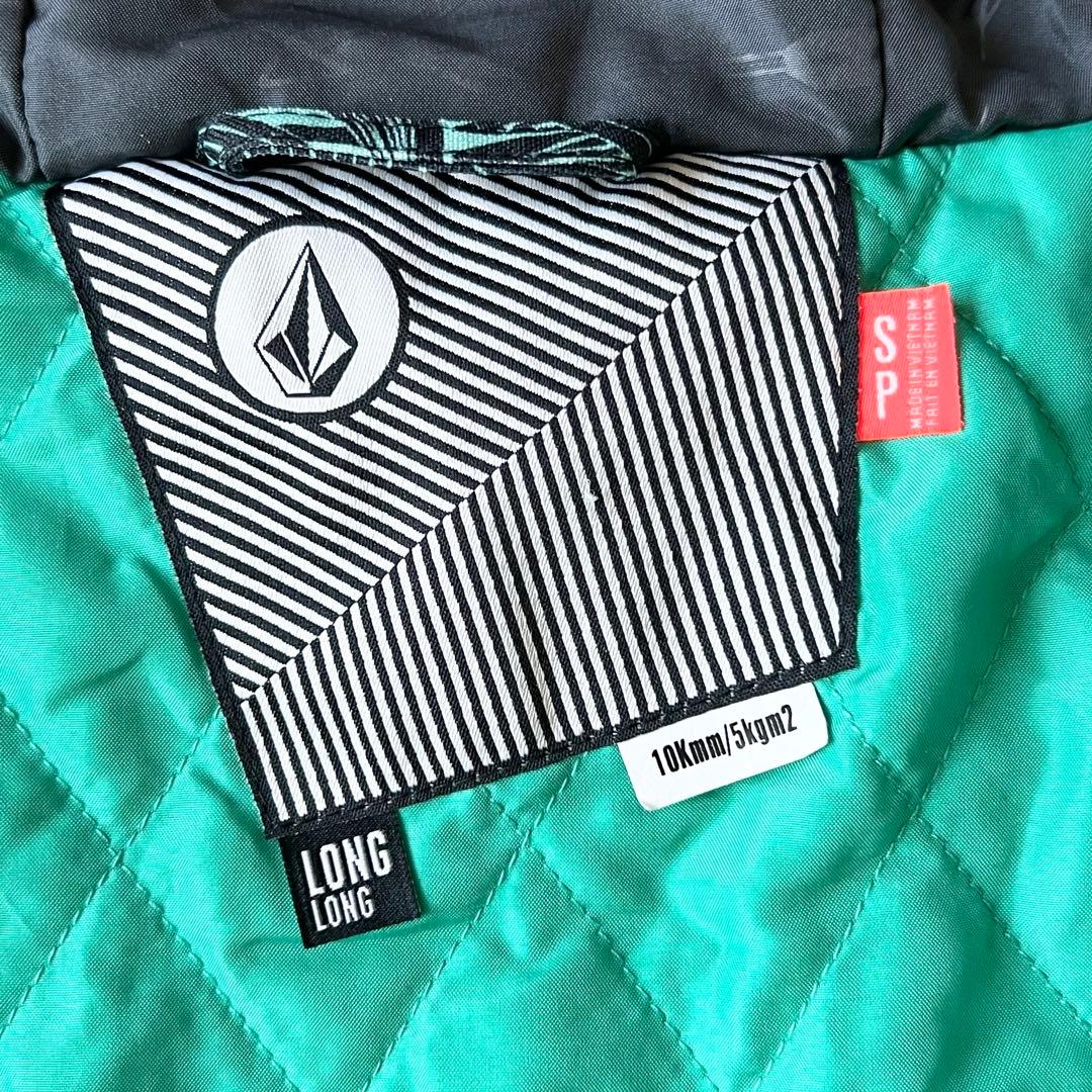 3281【美品】ボルコム　ジャケット 総柄 中綿入り スノボウェア レディース