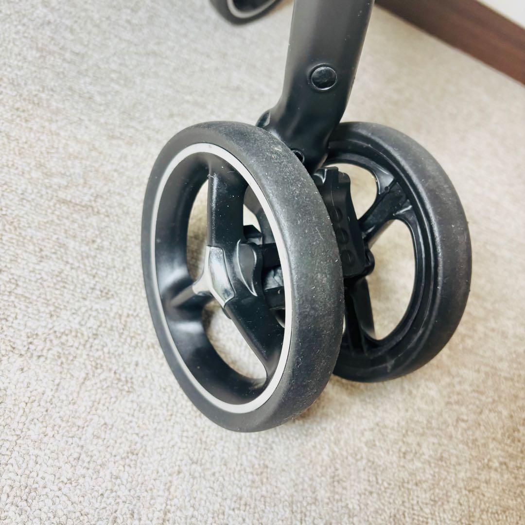 aprica アップリカ　マジカルエアーフリー　B レザー　美品　2183521