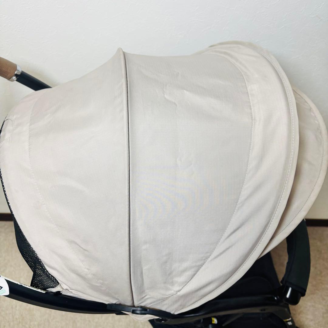 aprica アップリカ　マジカルエアーフリー　B レザー　美品　2183521